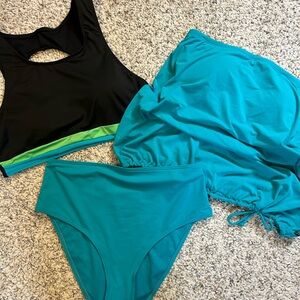 Bathing-suit bundle; size large. 5 Tops, 1 Bottom